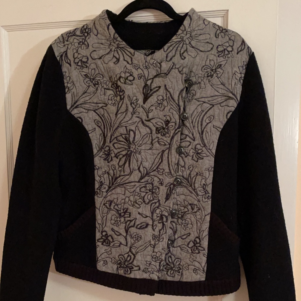 Size L Anthropologie sweater